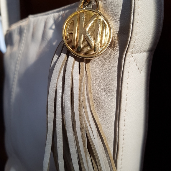 ANNE KLEIN vegan leather shoulder bag - Picture 2 of 7